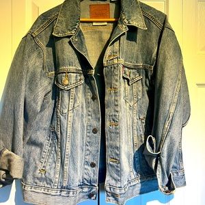 Levi’s Oversize Jean Jacket